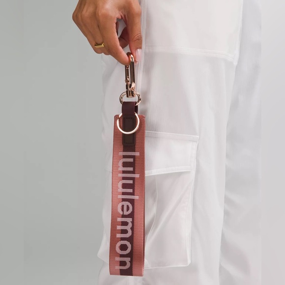 Lululemon Never Lost Keychain Wordmark- Garnet/Spiced Chai/Rose Gold - Picture 6 of 6